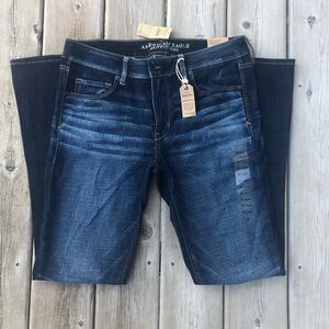 American Eagle Low Rise Skinny Kick Jeans, NWT